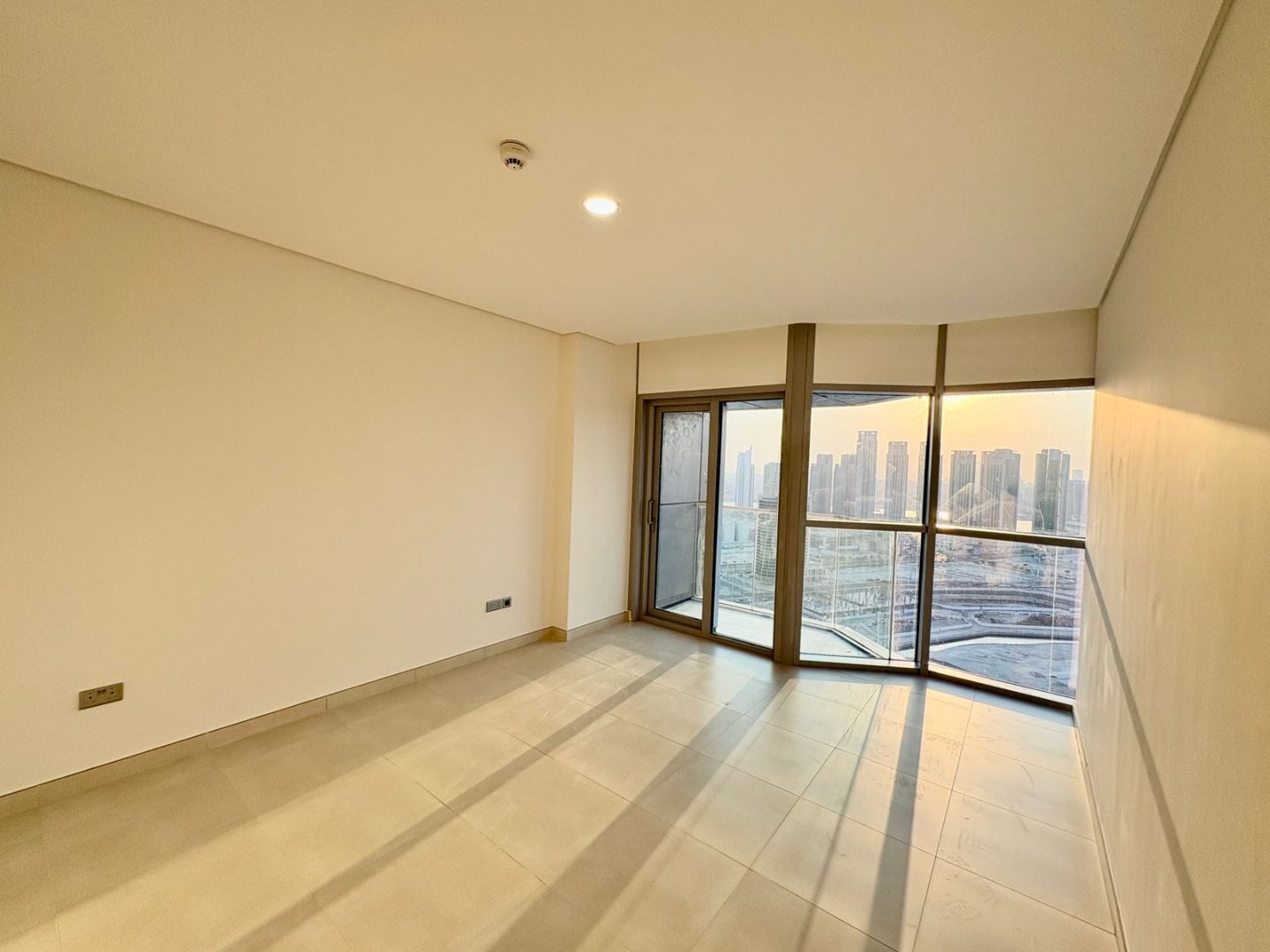 WhatsApp Image 2025-12-21 at 10.18.31 AM 1 Bed Apartment | Radiant Atrium Residence | High Floor